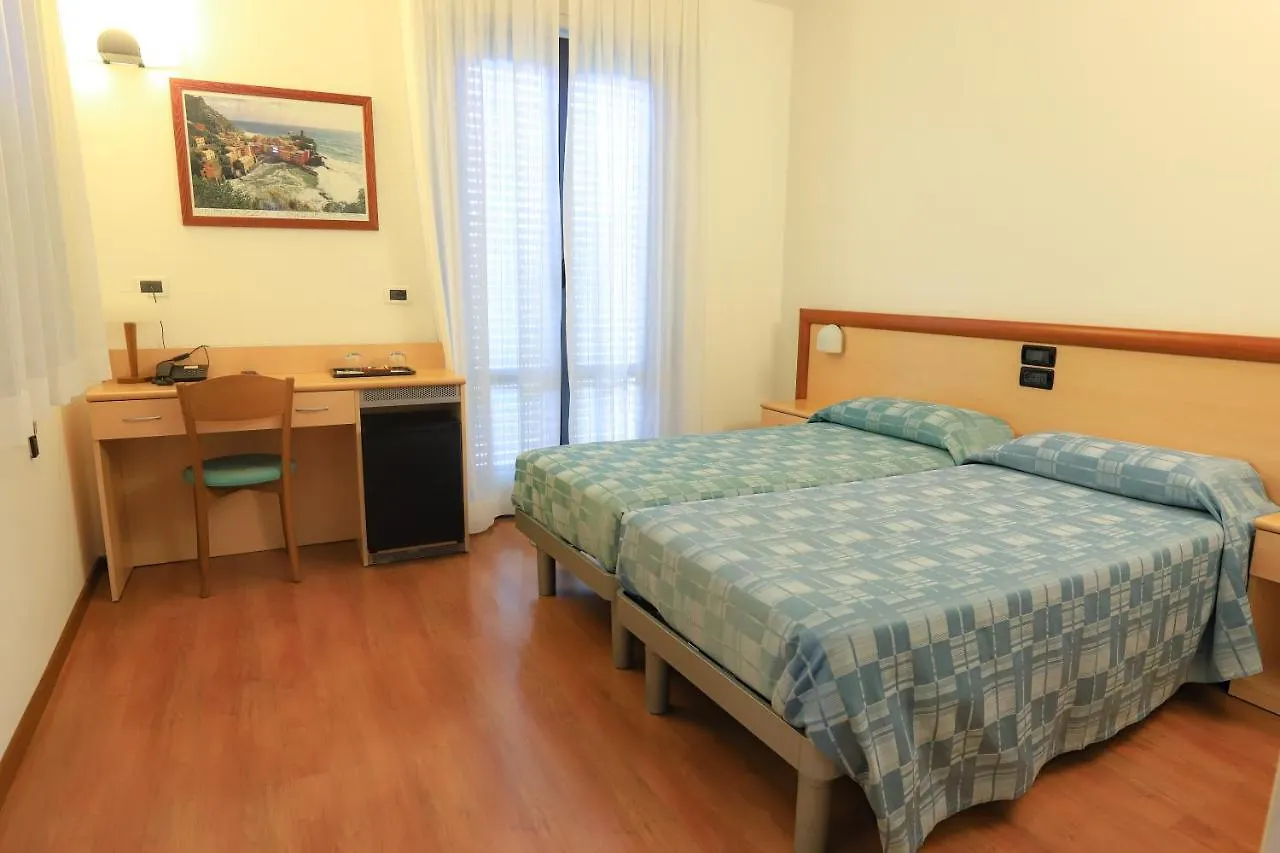 Albergo Ristorante La Greppia Montedivalli Chiesa 3*,  Italy