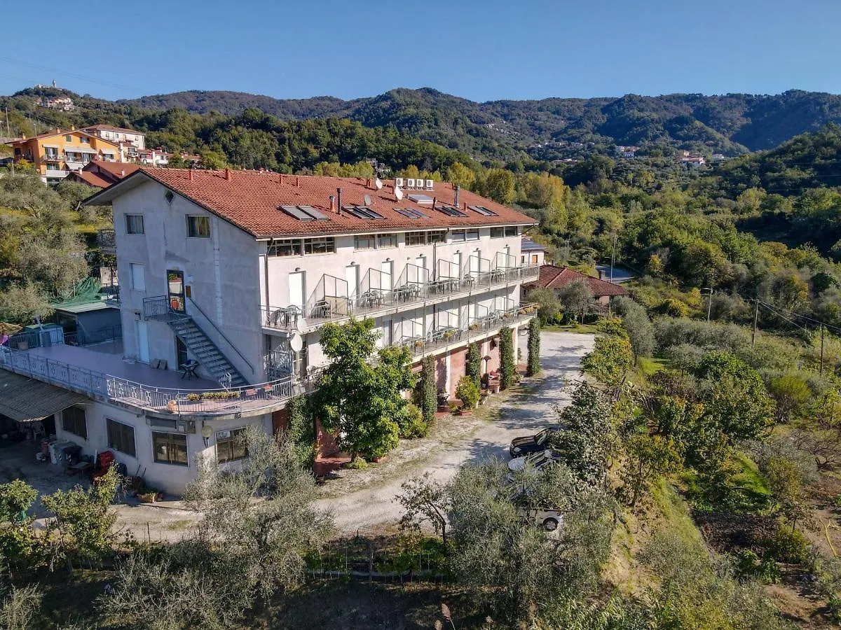 *** Hotel Albergo Ristorante La Greppia Montedivalli Chiesa Italy