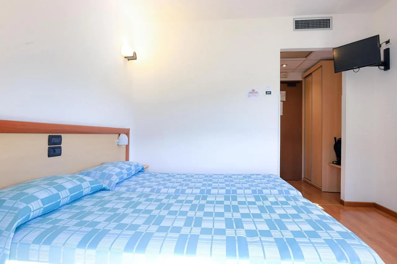 Albergo Ristorante La Greppia Montedivalli Chiesa Hotel