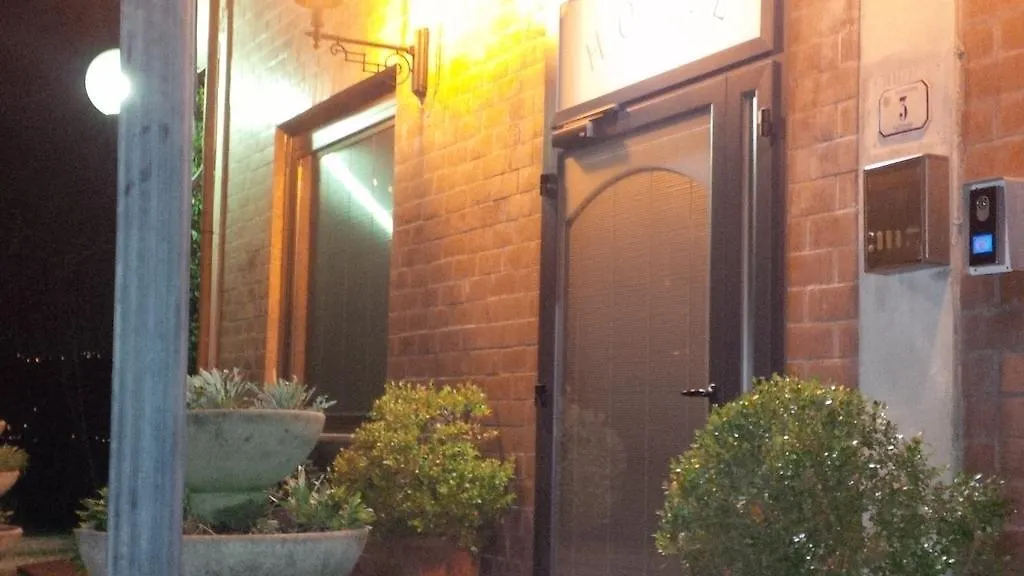 Albergo Ristorante La Greppia Montedivalli Chiesa 3*,  Italy